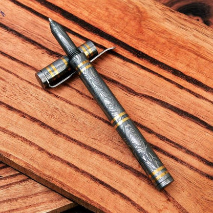 Sophisticated Damascus & Brass Barrel Pen - Elevate Your Writing with Damascus Steel Harmony.