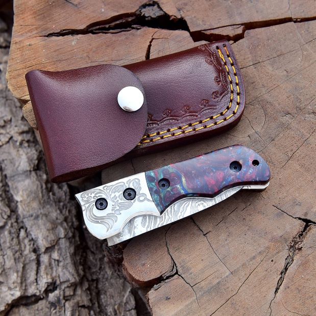 Folded Damascus pocket knife with leather pouch DLH 1106