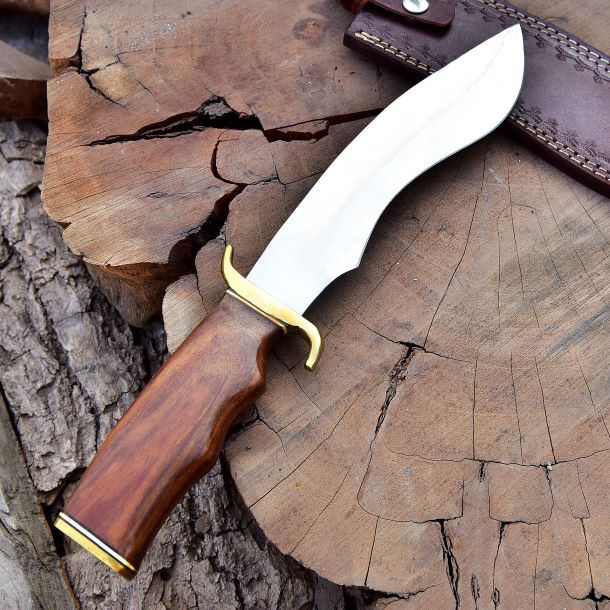 outdoor display of stainless steel hunting knife with brass guard – SXH 1115